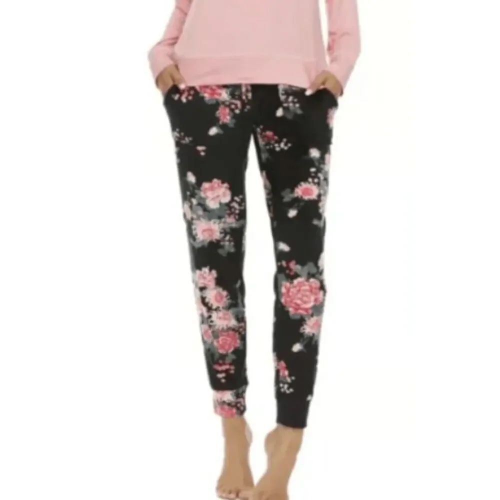 Flora Nikrooz NWT size M pajama pants velour floral print